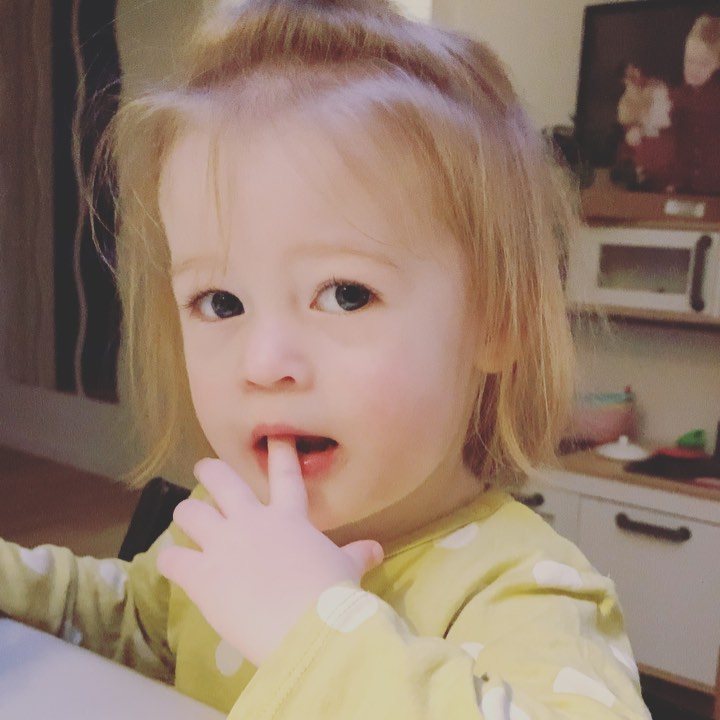 Min pige vokser: Snart 2 år 🎉❤️